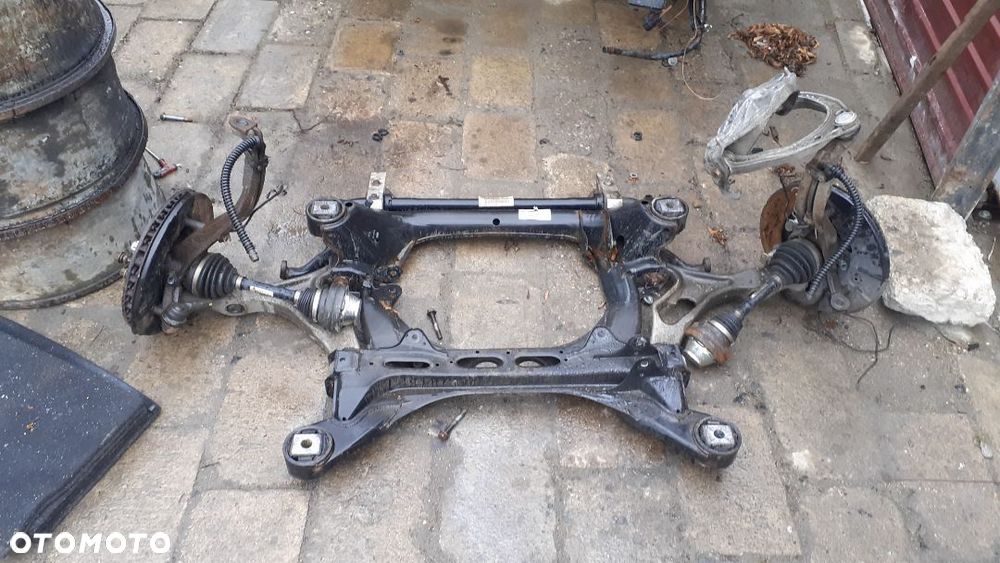 Zawieszenie wózek przod Audi q7