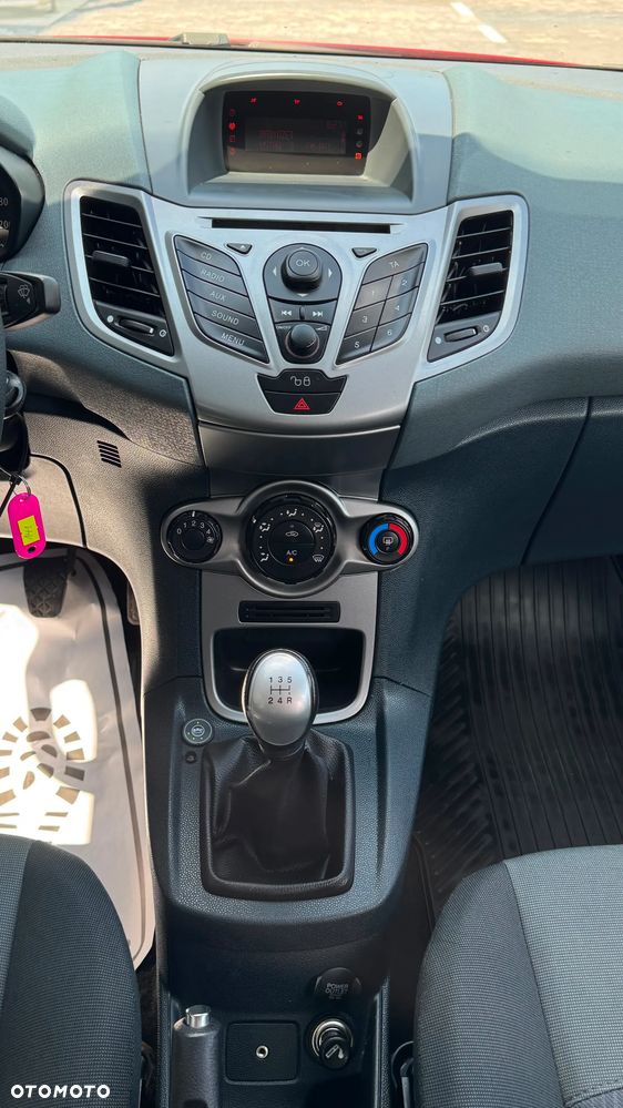 Ford Fiesta 1.25 Ambiente - 12