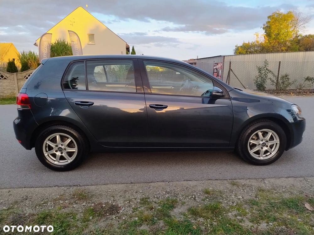 Volkswagen Golf 1.6 Trendline - 24