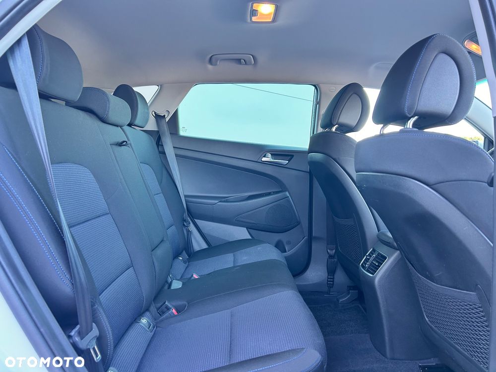 Hyundai Tucson 1.6 GDI BlueDrive GO 2WD - 20