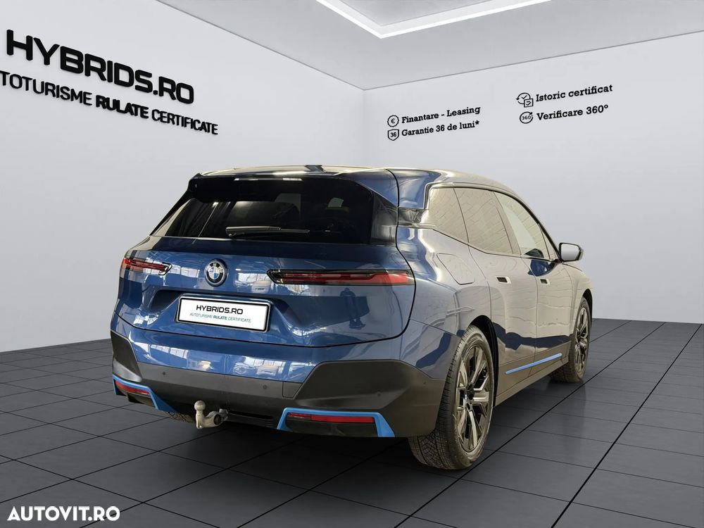 BMW iX xDrive40 - 6