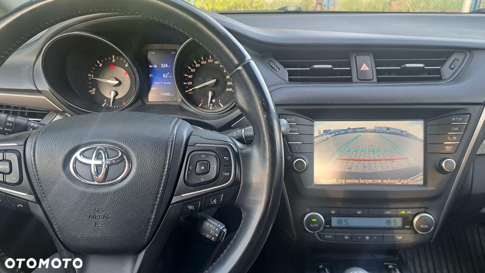 Toyota Avensis 2.0 D-4D Prestige - 10