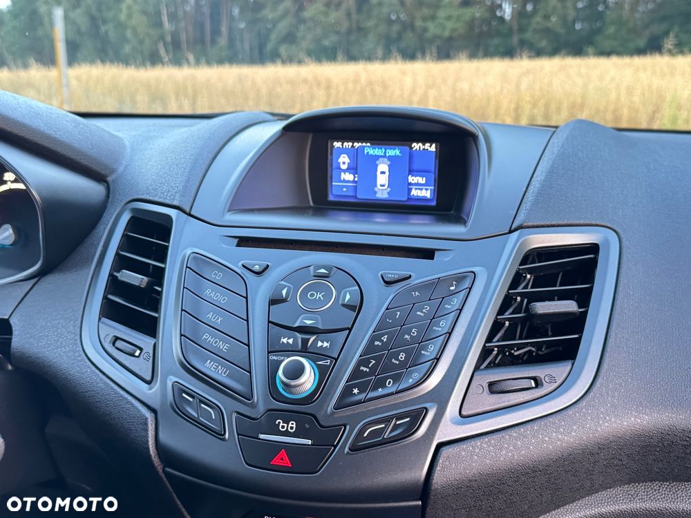 Ford Fiesta - 28