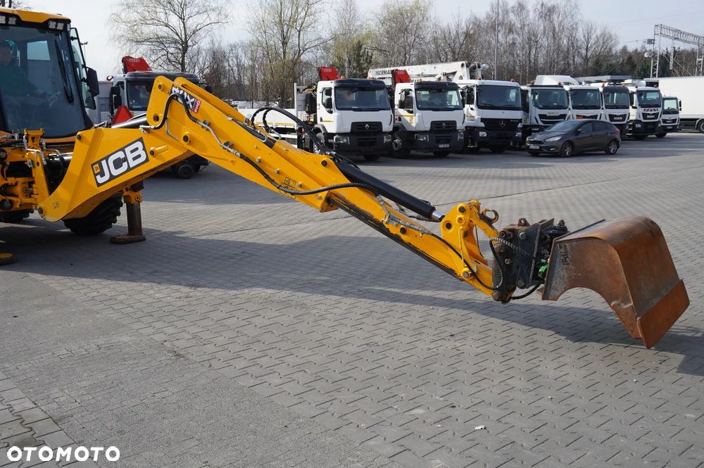 JCB 4CX PRO / 4000 MTH! / 2022 / joysticki / 4 szt - 12