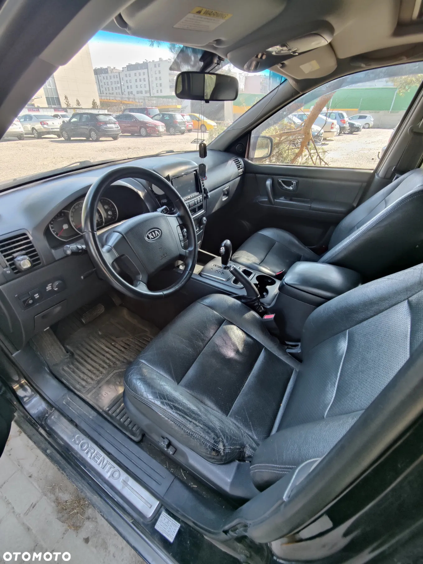 Kia Sorento 3.3 V6 LX - 6
