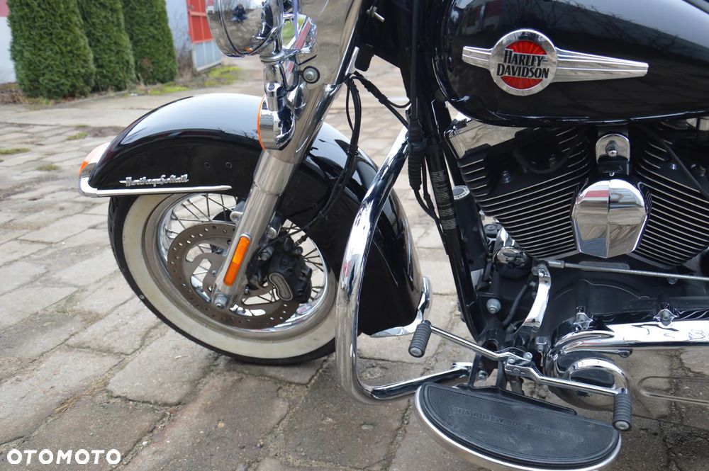 Harley-Davidson Softail Heritage Classic - 11