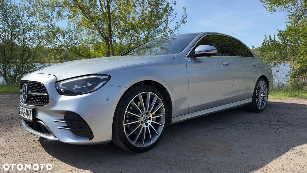 Mercedes-Benz Klasa E 300 d 4Matic 9G-TRONIC AMG Line - 1
