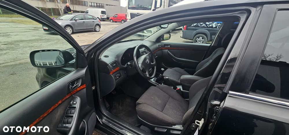 Toyota Avensis 2.0 VVT-i Prestige - 15