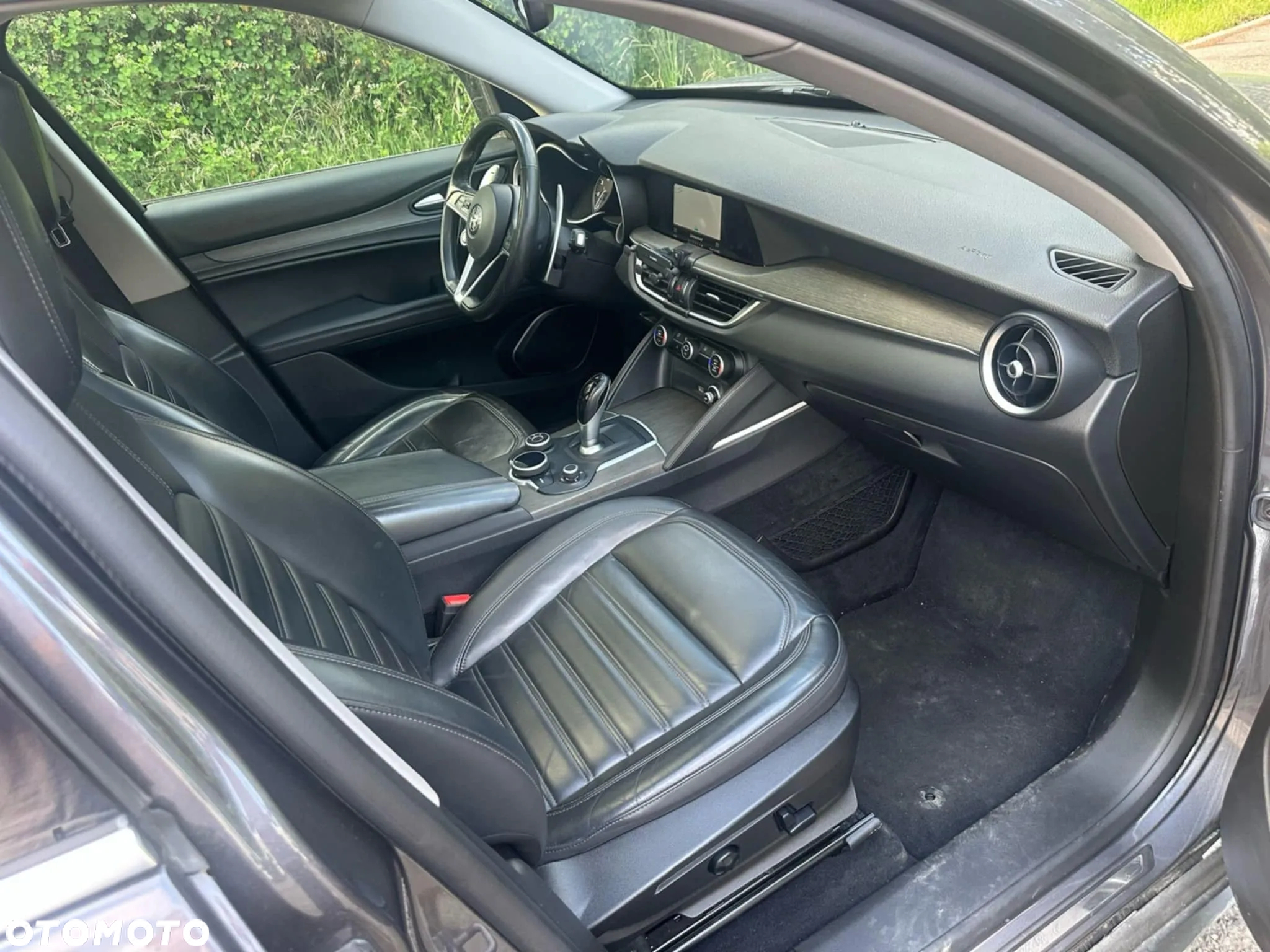 Alfa Romeo Stelvio - 15