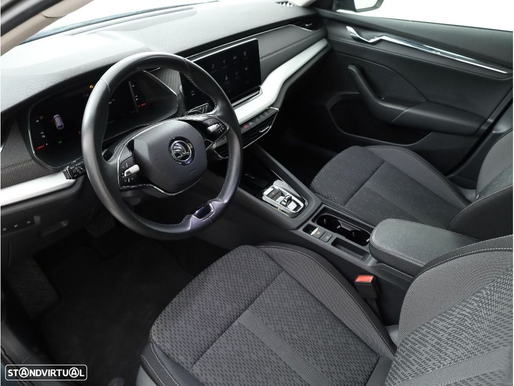 Skoda Octavia Break - 16