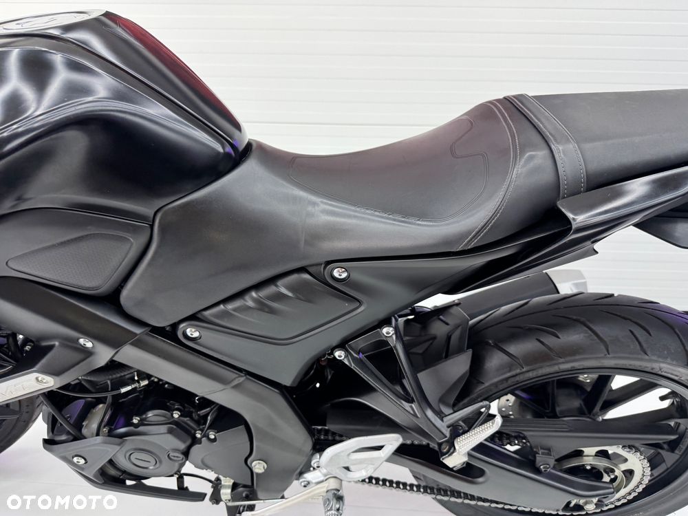 Yamaha MT - 12