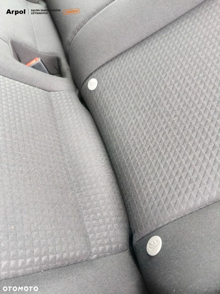 Volkswagen Jetta - 25