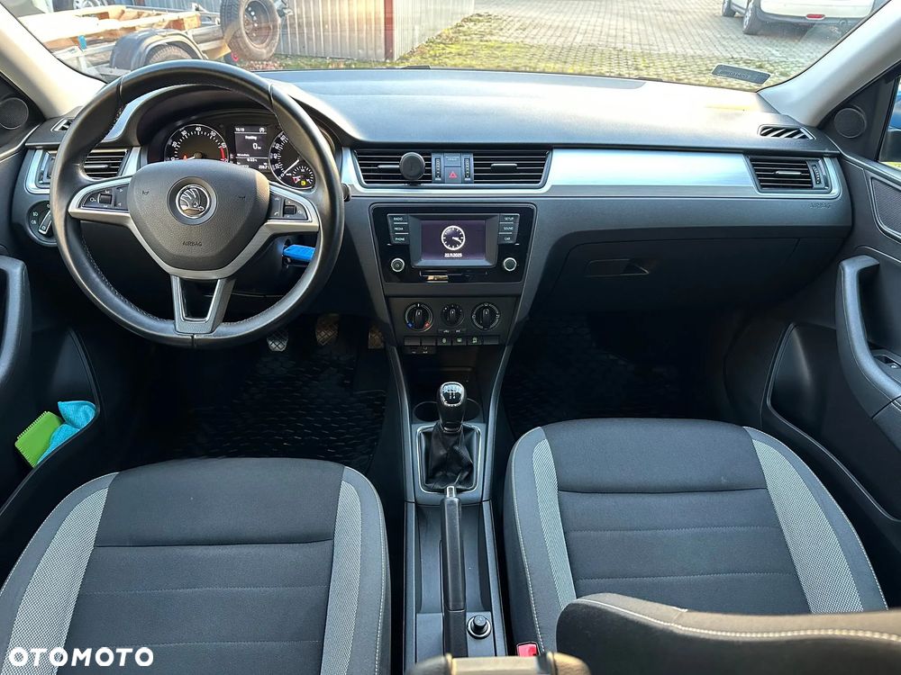 Skoda RAPID Spb 1.2 TSI Ambition - 11