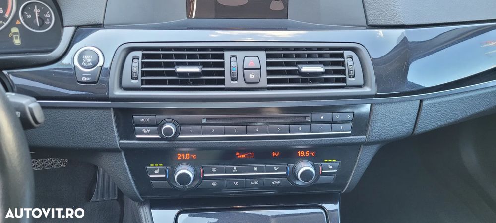 BMW Seria 5 520d Aut. Modern Line - 14