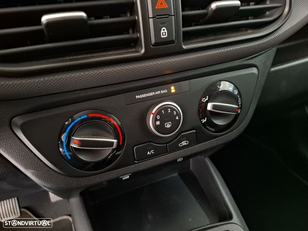 Hyundai i10 1.0 Comfort — fotografia 15