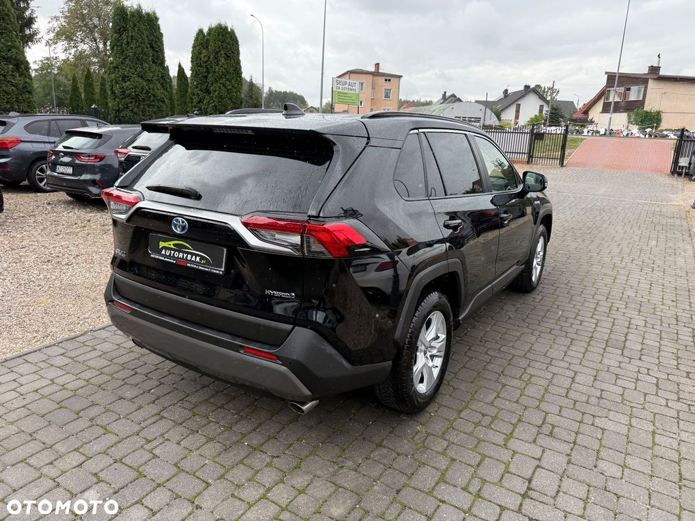 Toyota RAV4 Hybrid Premium 4x2 - 33