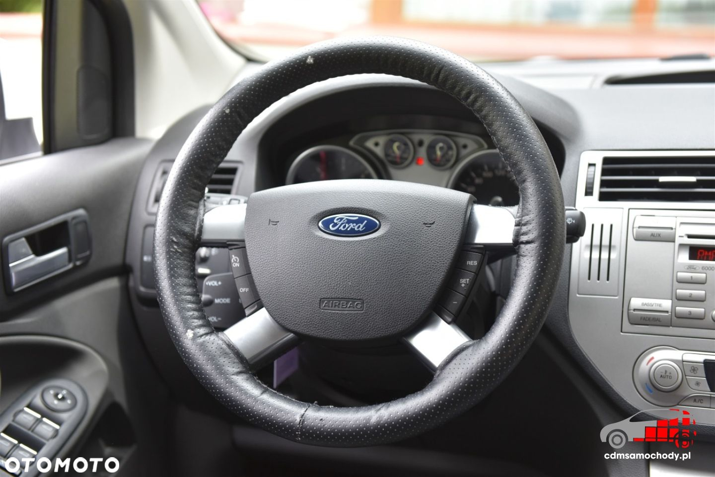 Ford Kuga - 19