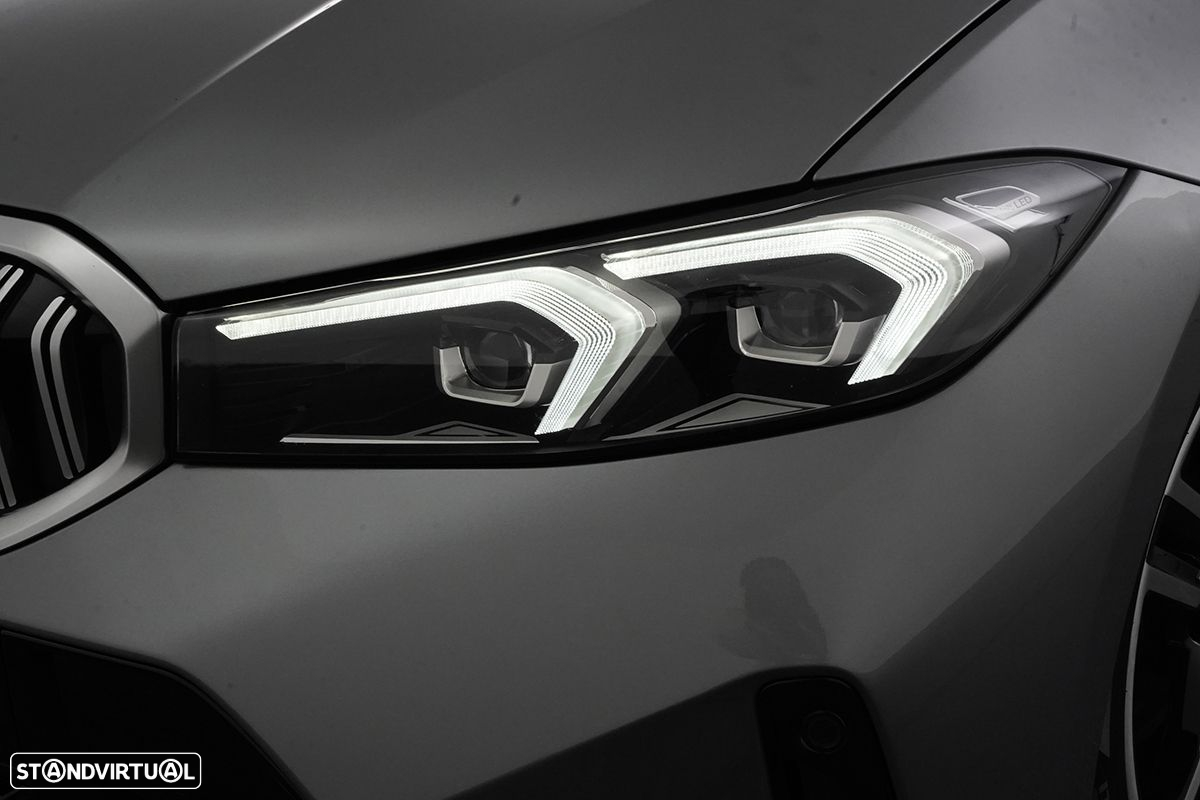 BMW 320 d Touring Pack Desportivo M Auto - 10