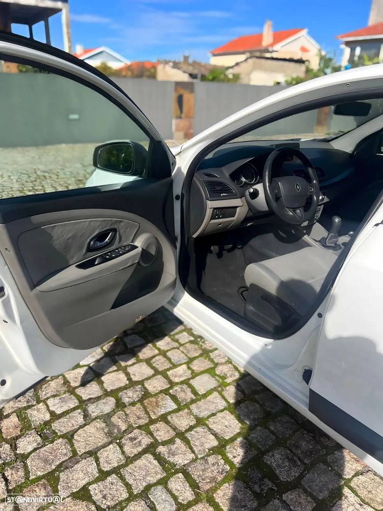 Renault Mégane 1.5 dCi Confort - 12