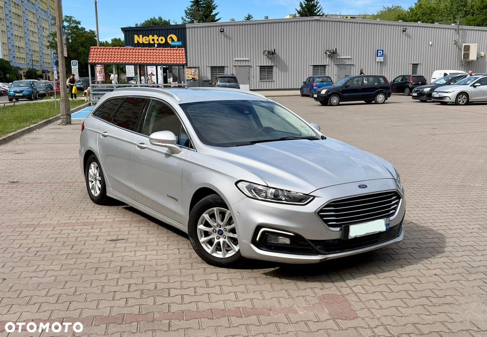 Ford Mondeo 2.0 Hybrid Titanium - 2