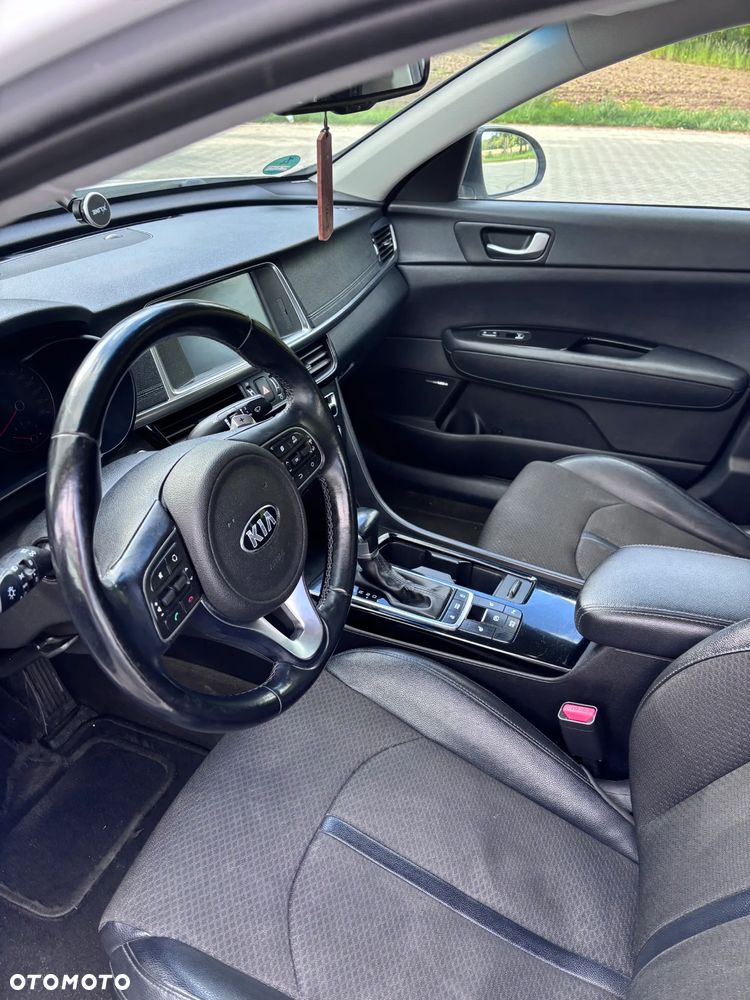Kia Optima 1.7 CRDI L DCT - 11