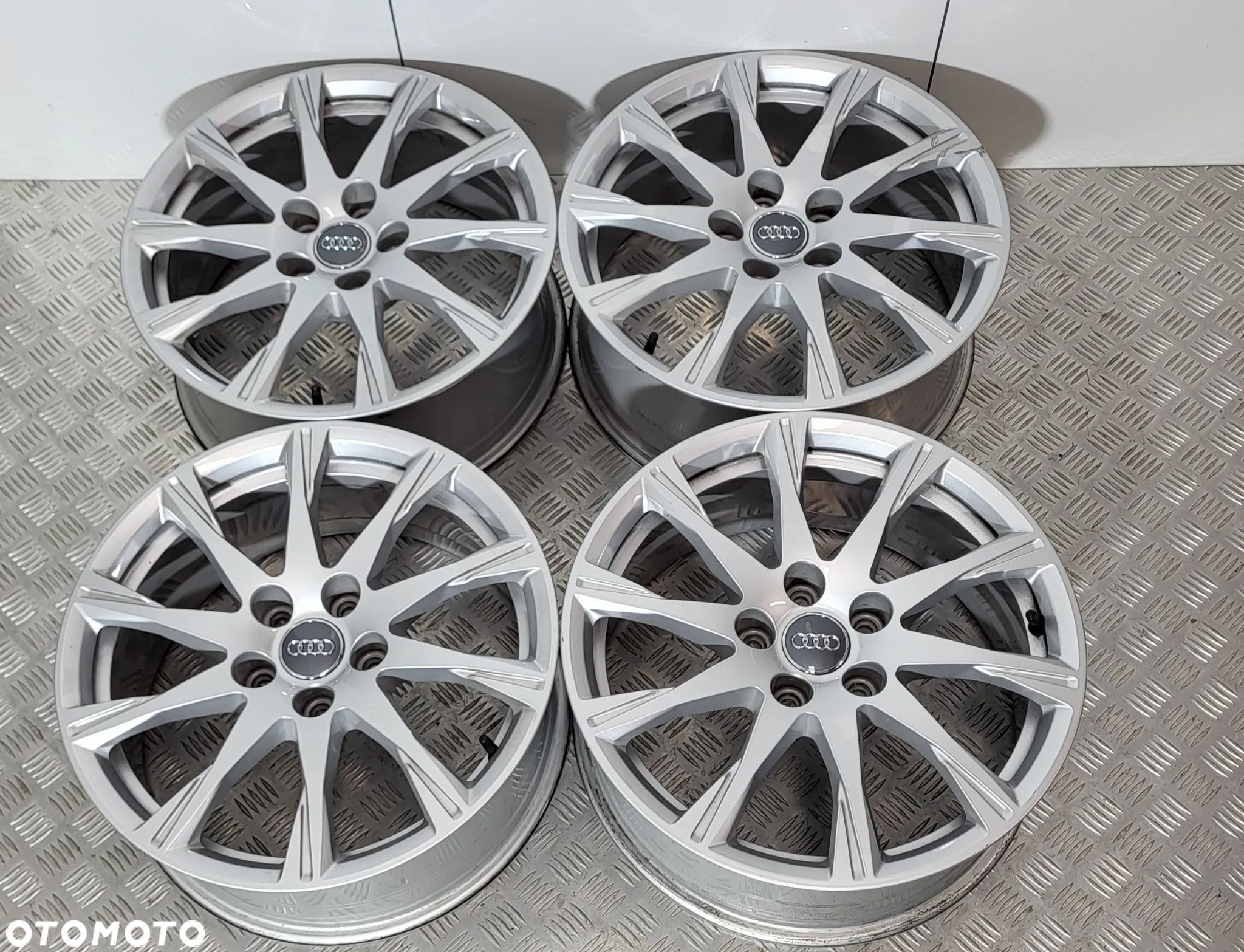 Audi A4 B9 Felgi Aluminiowe 17 5X112 - 1