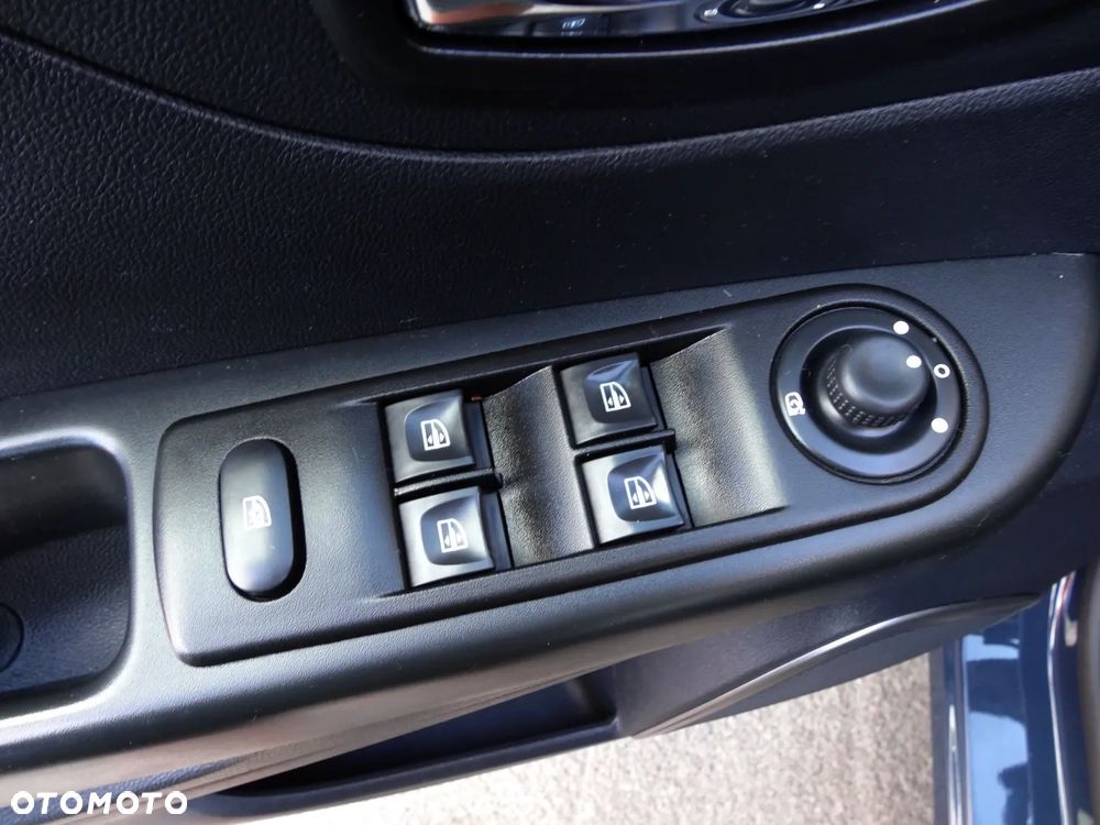 Renault Captur ENERGY TCe 90 Start&Stop Intens - 32