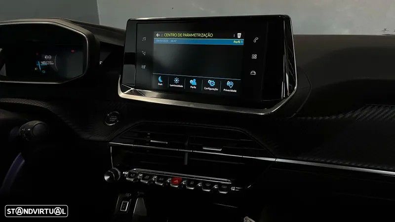 Peugeot e-2008 50 kWh Allure - 31