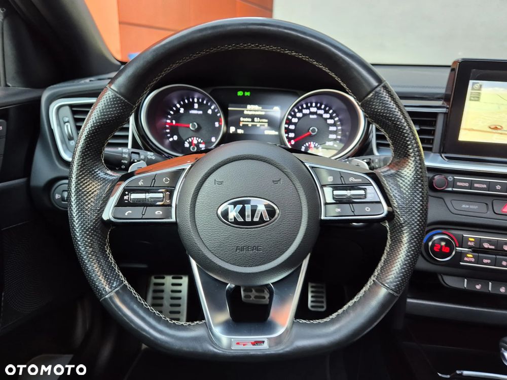 Kia ProCeed 1.6 CRDi GT Line DCT - 29
