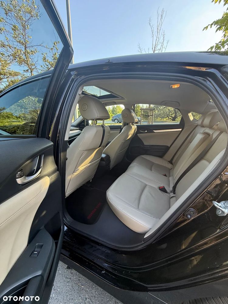 Honda Civic 1.5 T Executive - 18