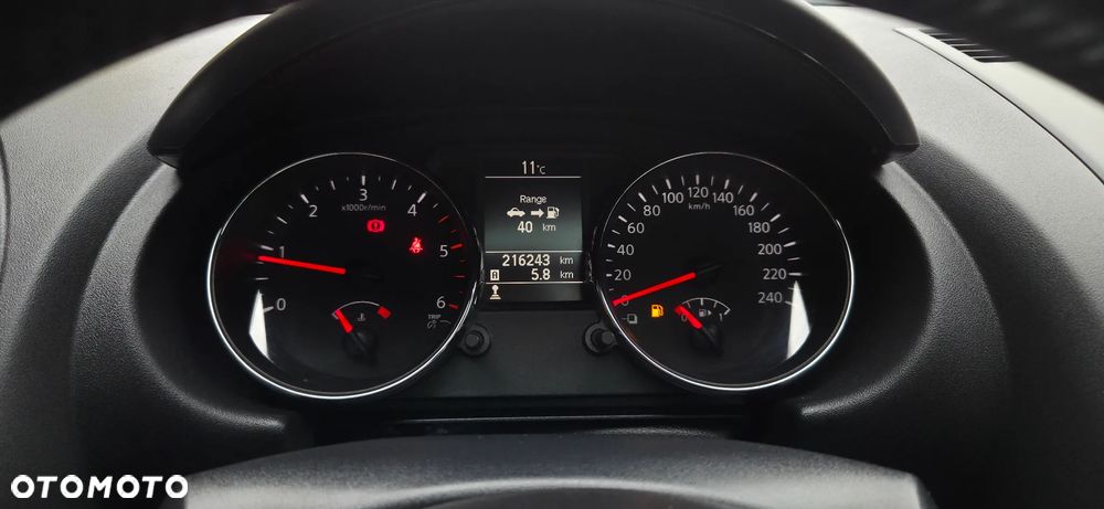 Nissan Qashqai 1.6 dCi 4 x 4 DPF Start/Stop tekna - 27