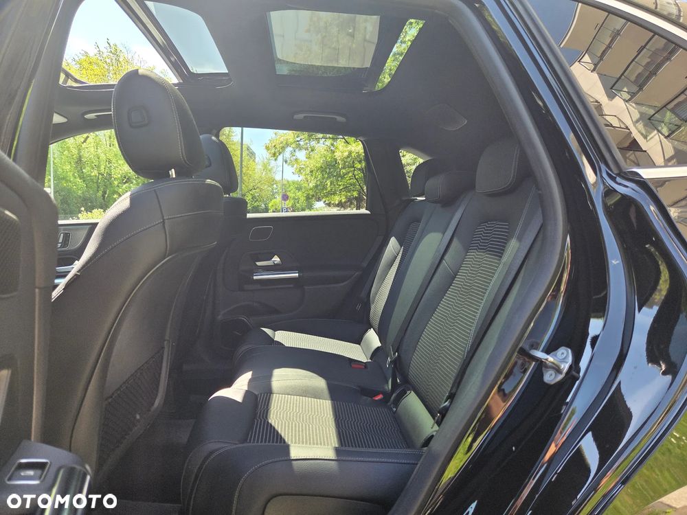 Mercedes-Benz Klasa B 220 4-Matic Style 7G-DCT - 19