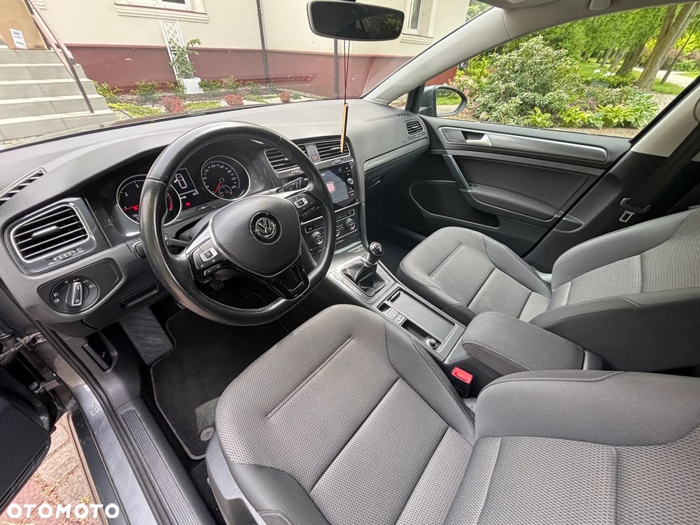 Volkswagen Golf 1.6 TDI BMT Comfortline - 8