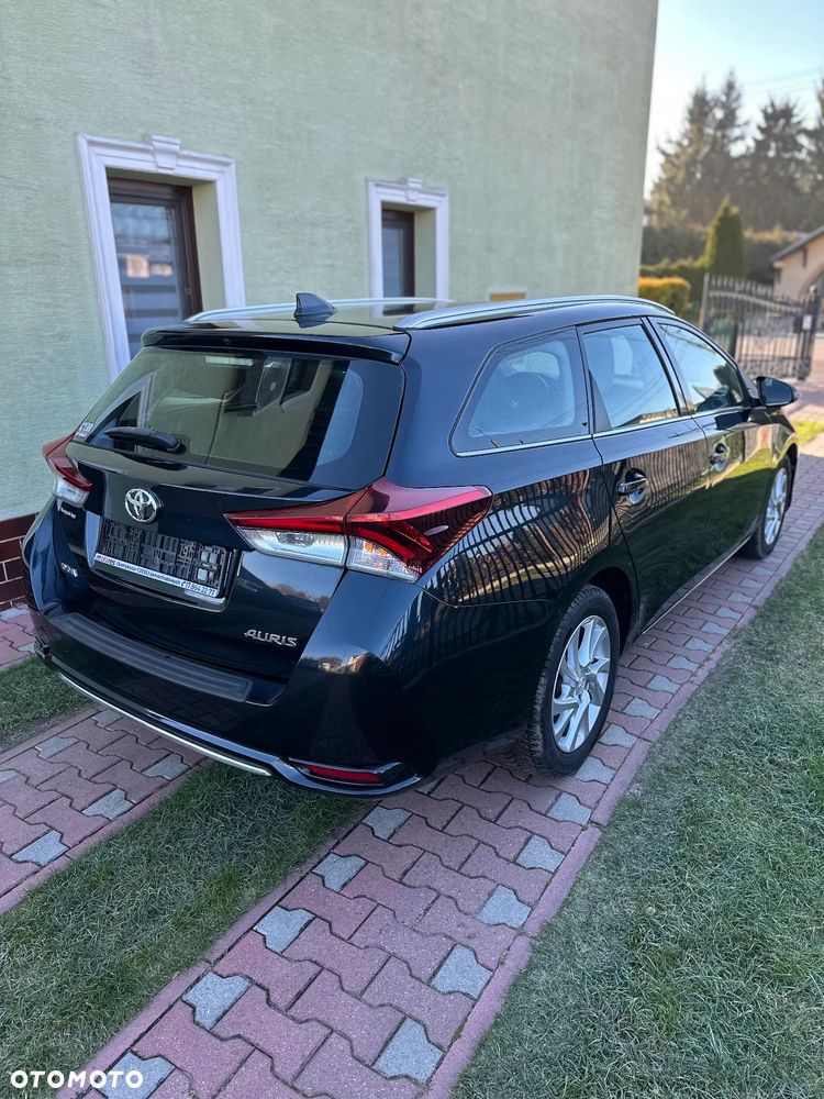 Toyota Auris 1.4 D-4D Active - 3