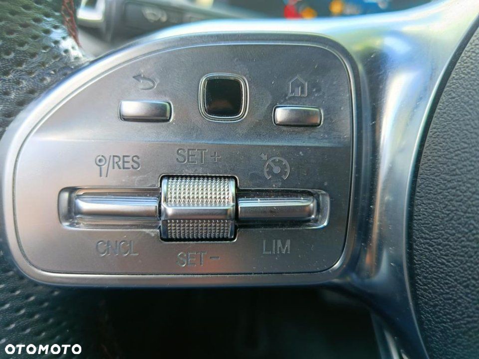 Mercedes-Benz CLA - 14