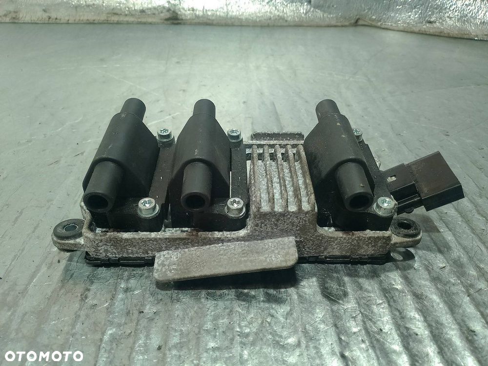 CEWKA ZAPŁONOWA AUDI A4 B6 U2010 2.4 V6 - 7