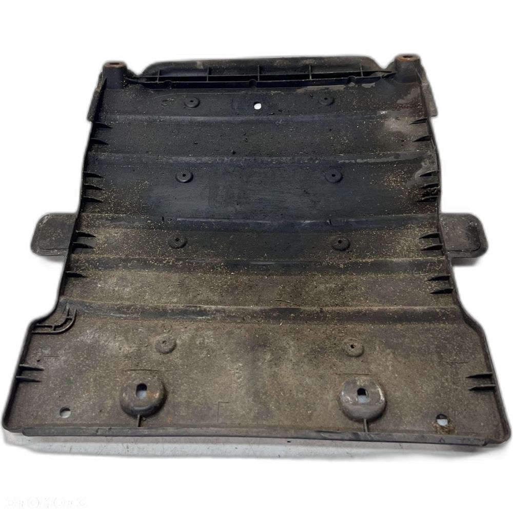 OSŁONA PŁYTA PODWOZIA AUDI A3 8V VOLKSWAGEN SEAT SKODA 5Q0825230H 102/26 - 1