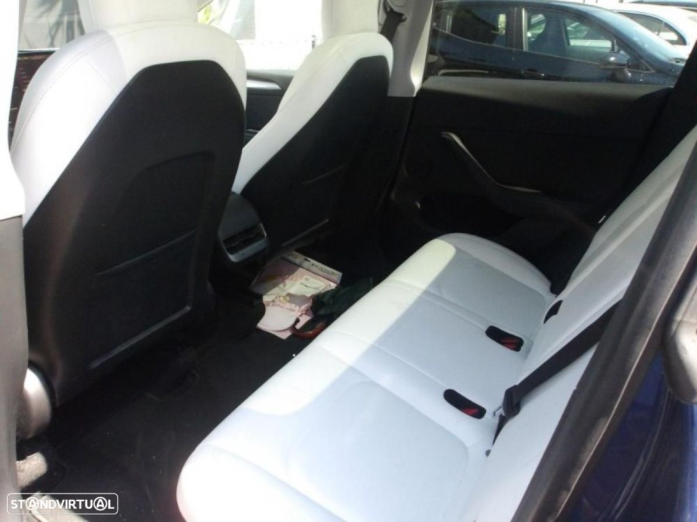 Tesla Model Y Long Range Tração Integral - 6