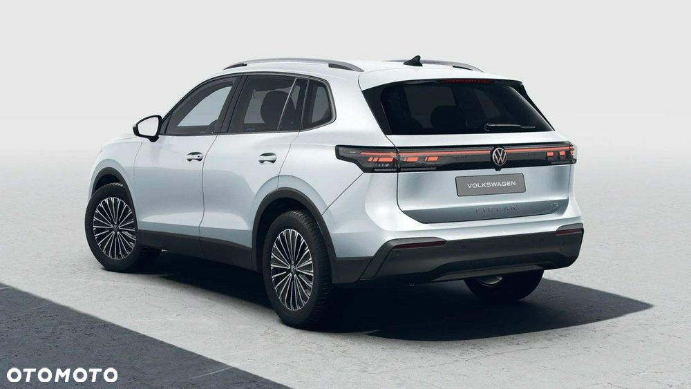 Volkswagen Tiguan - 7