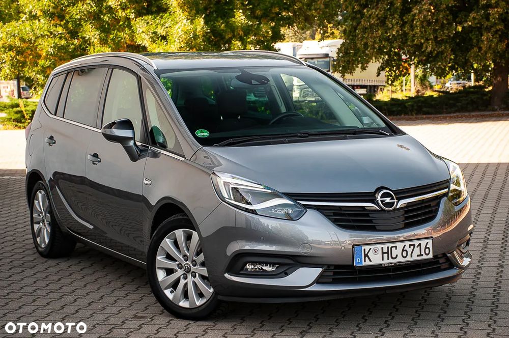 Opel Zafira 2.0 D (CDTI ecoFLEX) Start/Stop Business Innovation - 4