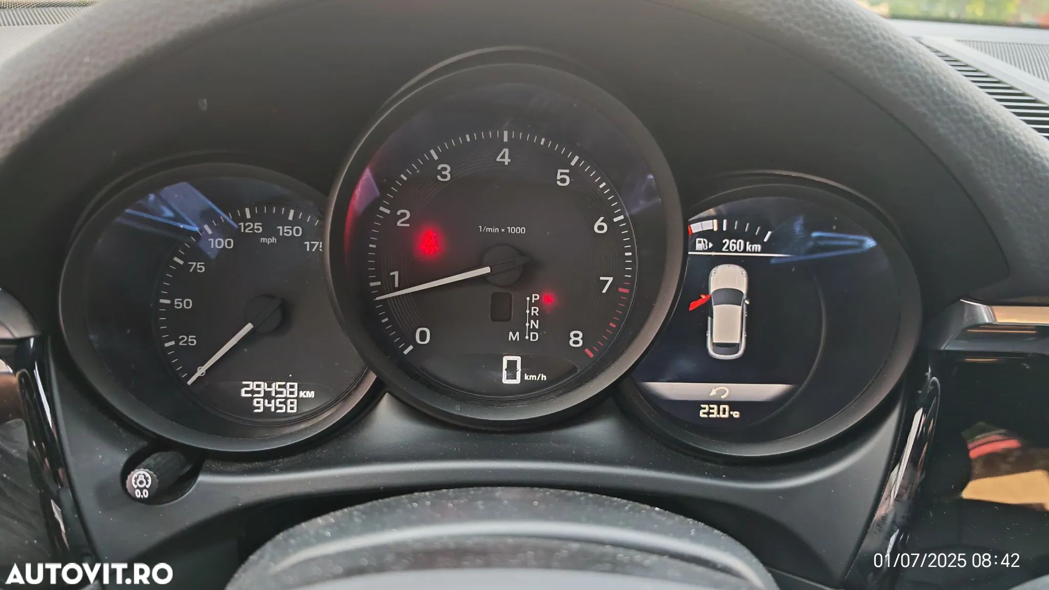 Porsche Macan - 1