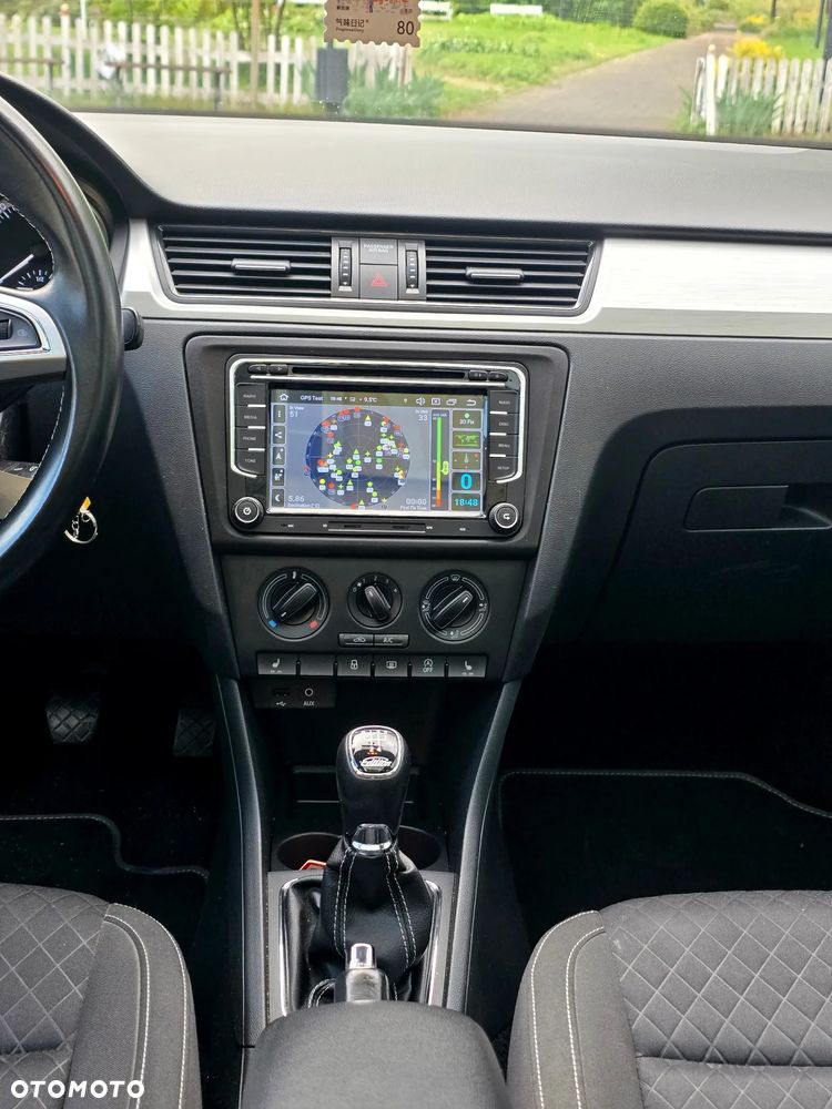 Skoda RAPID 1.2 TSI Green tec Edition - 23