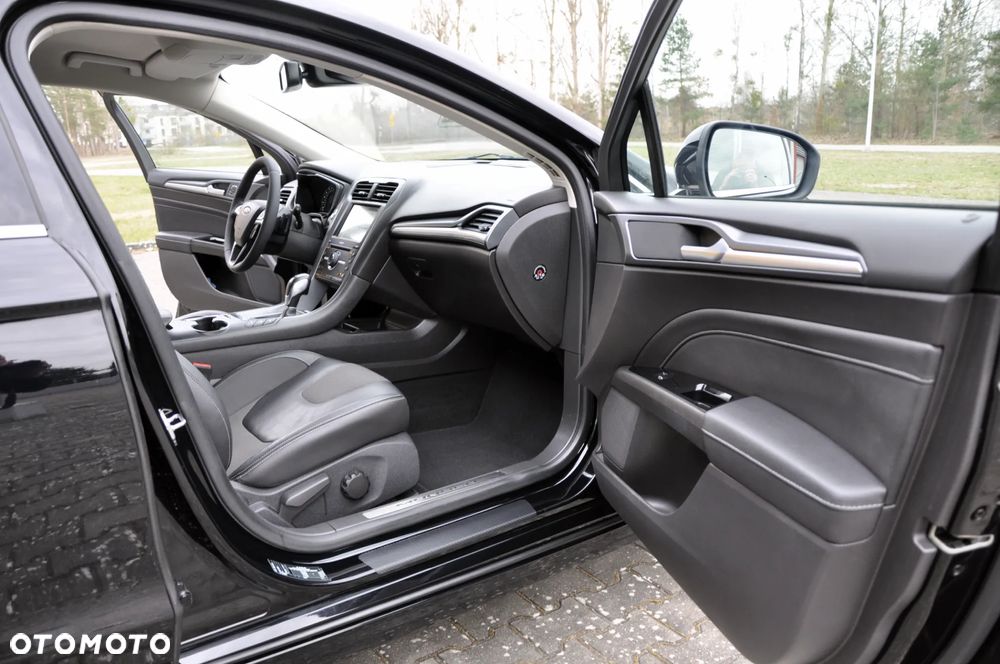 Ford Mondeo 2.0 TDCi STart-Stopp PowerShift-Aut ST-Line - 27