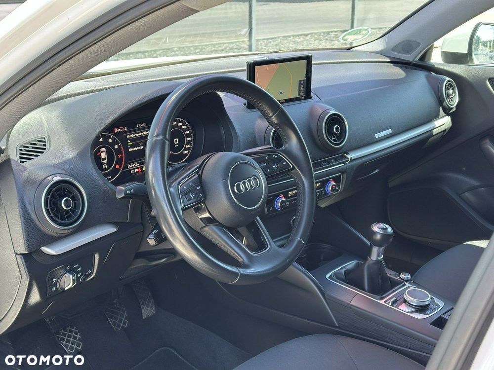 Audi A3 Limousine 1.5 TFSI Sport - 13