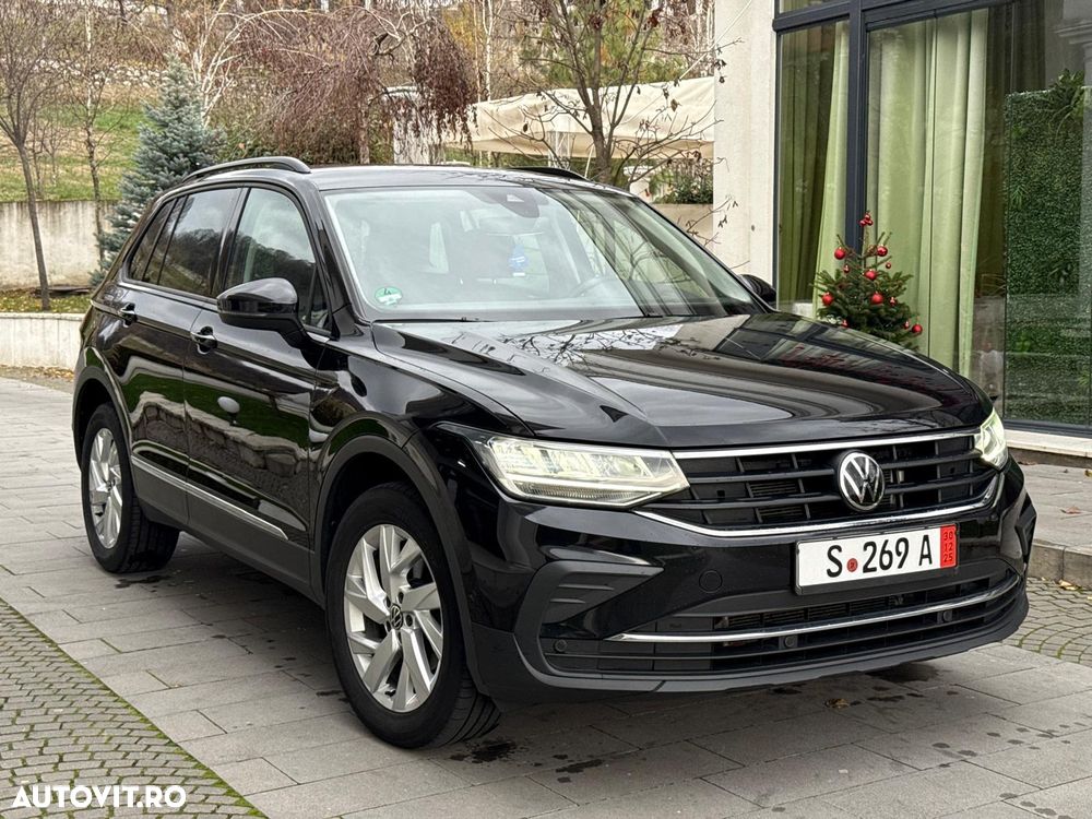 Volkswagen Tiguan - 33