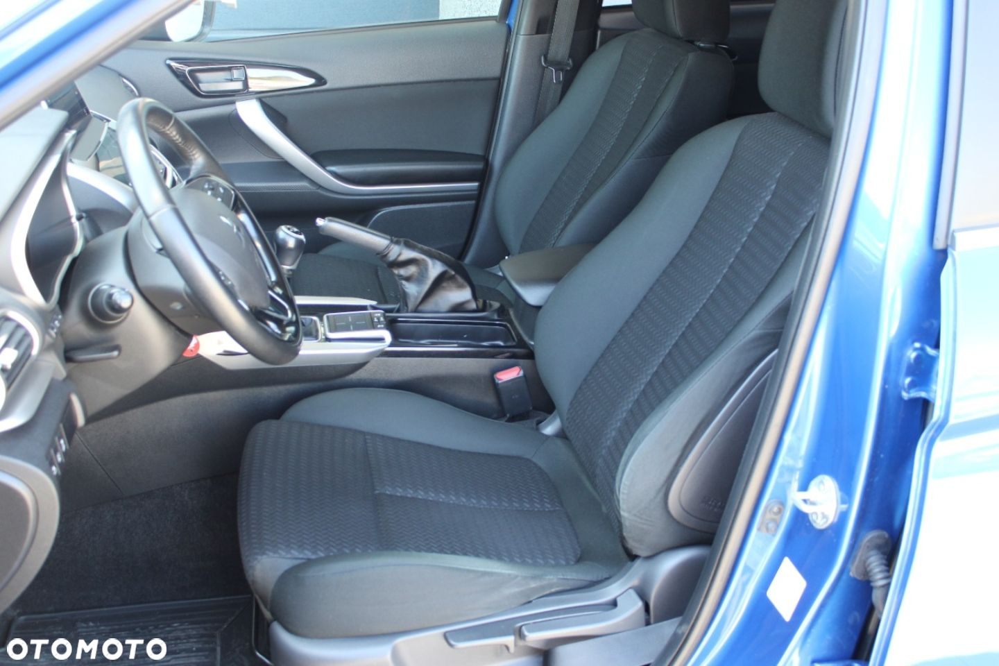 Mitsubishi Eclipse Cross - 23