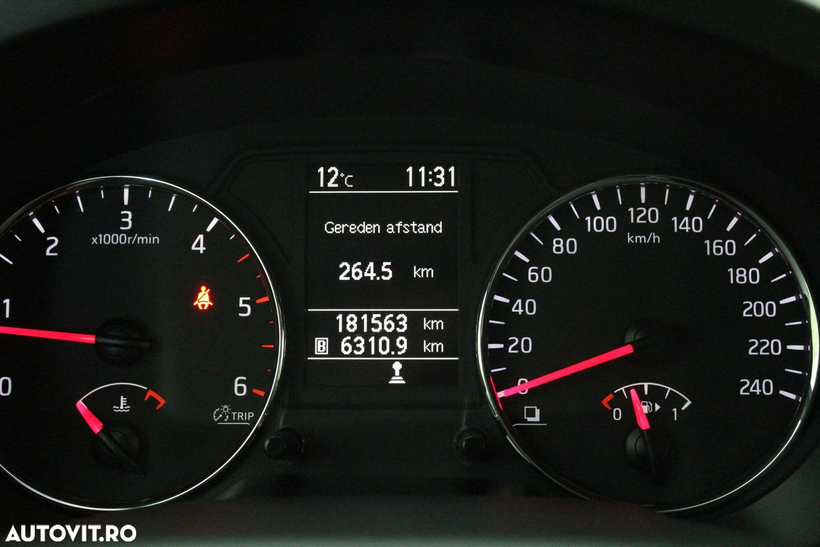 Nissan X-Trail - 15