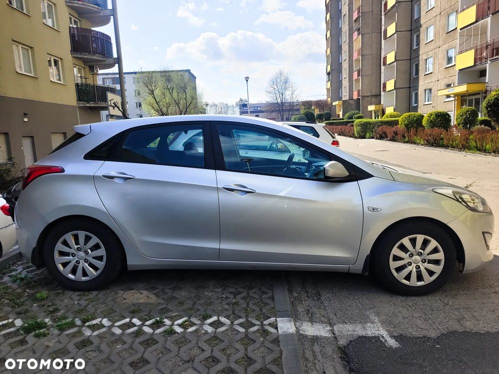 Hyundai i30 1.4 CRDi Premium - 18