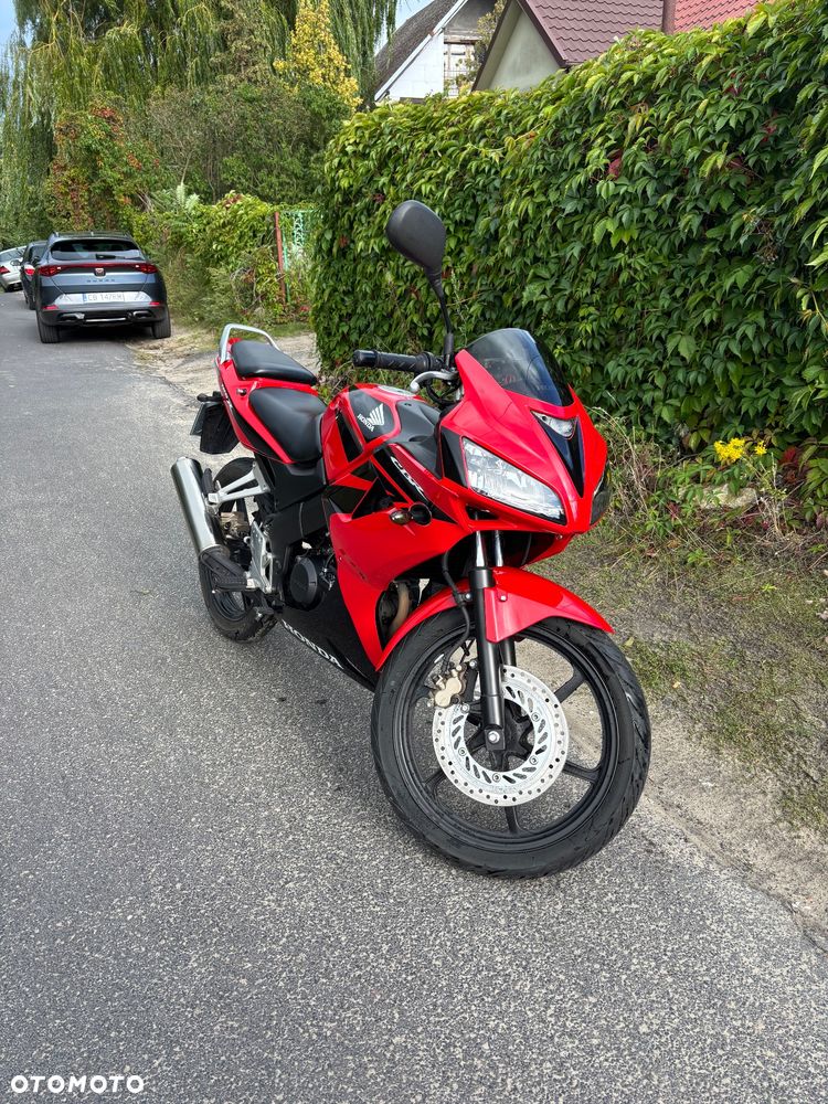 Honda CBR - 1