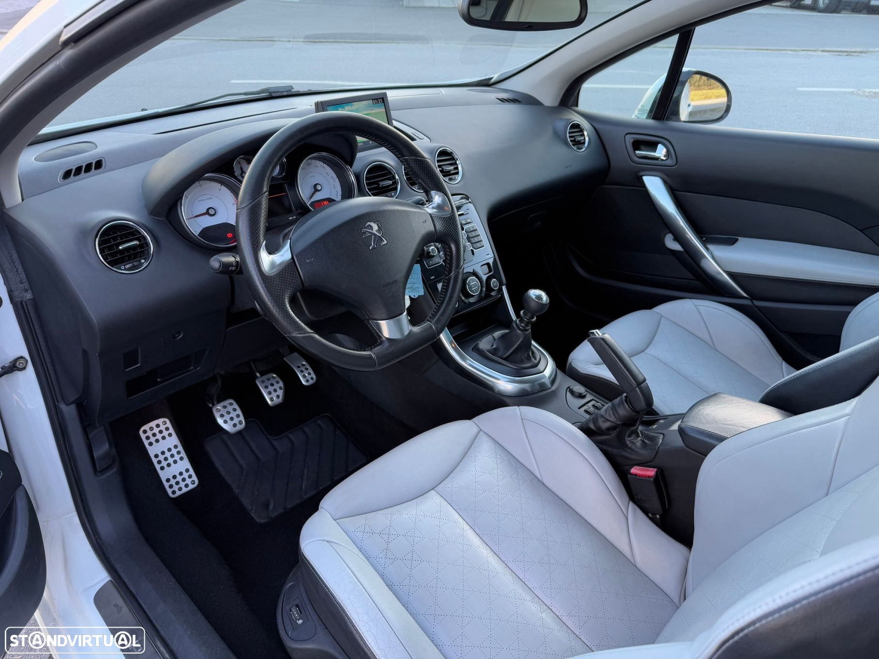 Peugeot 308 CC 2.0 HDi Roland Garros - 10